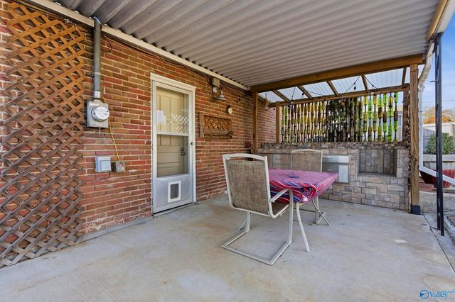 3209 Bluecrest Street SW, Huntsville, AL 35805