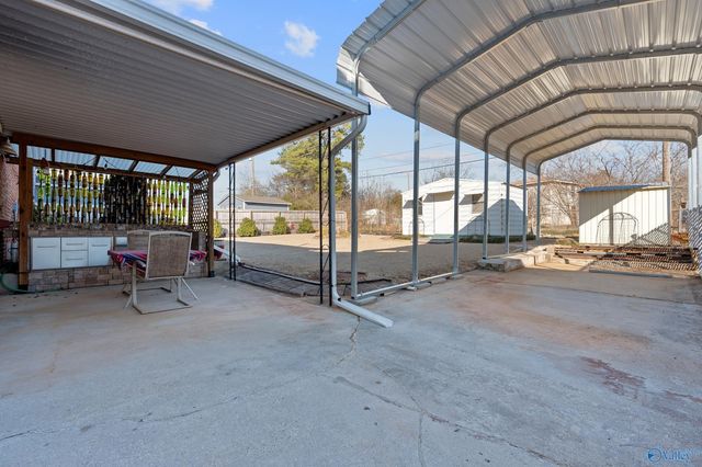 3209 Bluecrest Street SW, Huntsville, AL 35805