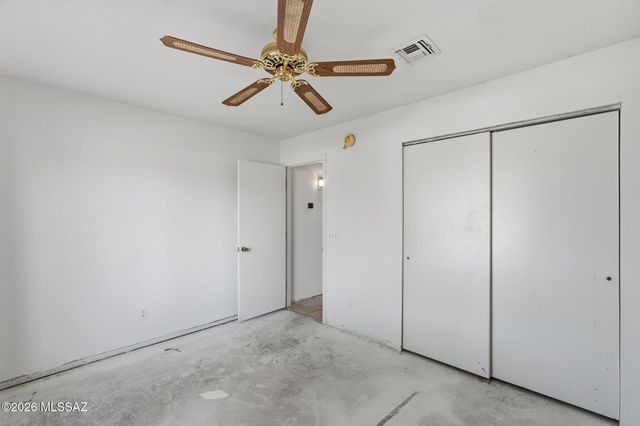 8911 E Fairway Groves Drive, Tucson, AZ 85730