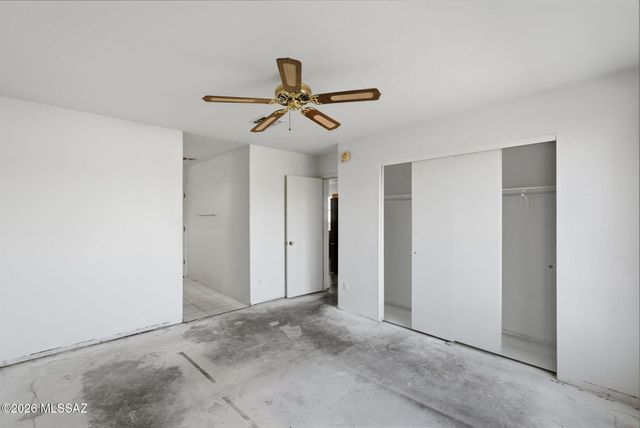 8911 E Fairway Groves Drive, Tucson, AZ 85730