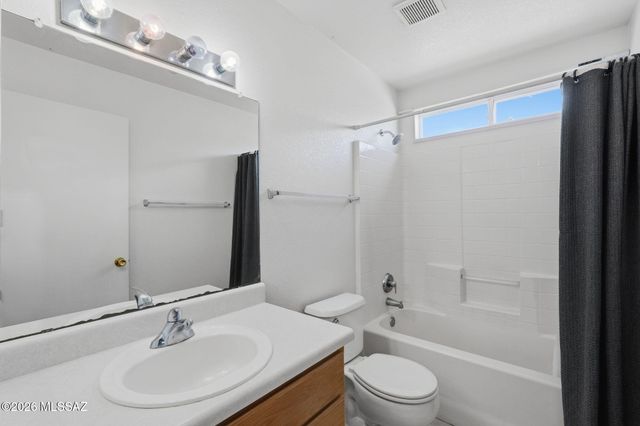 8911 E Fairway Groves Drive, Tucson, AZ 85730