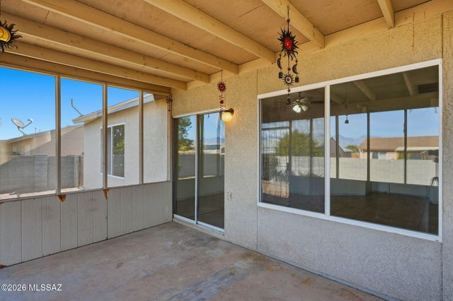 8911 E Fairway Groves Drive, Tucson, AZ 85730