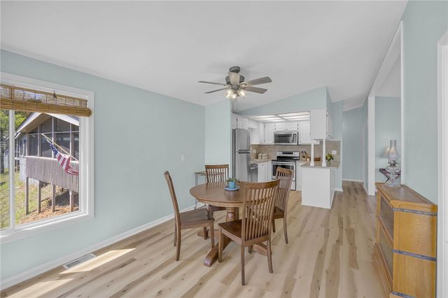 1230 Melton Road 28, West Union, SC 29696