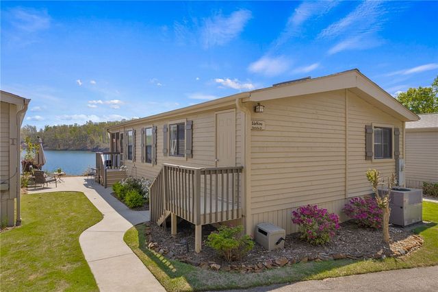 1230 Melton Road 28, West Union, SC 29696