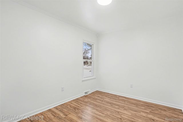 2296 Russell Street, Grand Blanc Charter Township, MI 48439