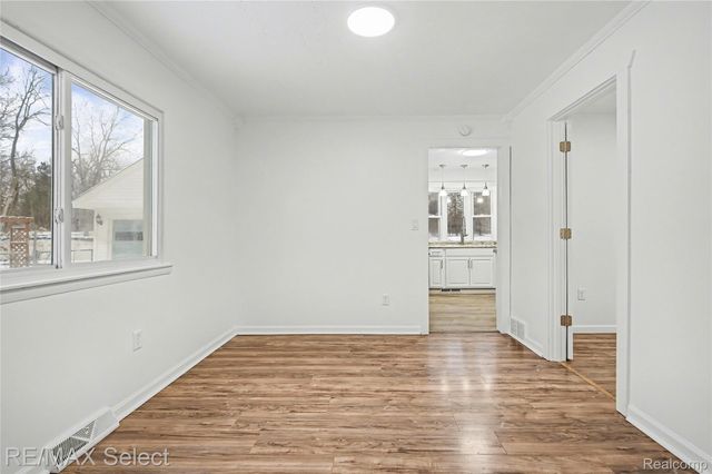 2296 Russell Street, Grand Blanc Charter Township, MI 48439