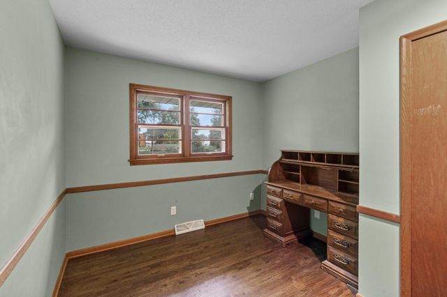 5705 Phoenix Street, Golden Valley, MN 55422