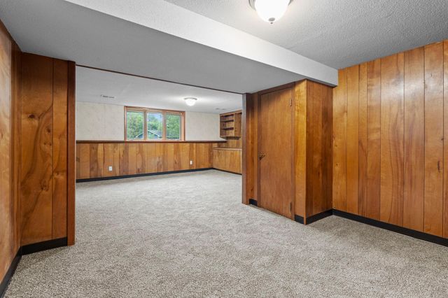 5705 Phoenix Street, Golden Valley, MN 55422