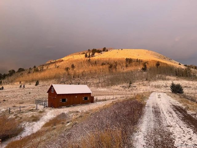 48 Grouse Run, Cotopaxi, CO 81223