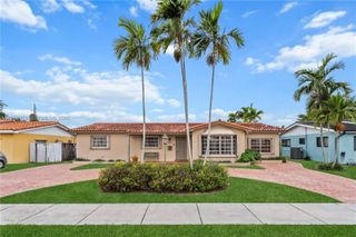 2232 SW 98th Pl, Miami, FL 33165