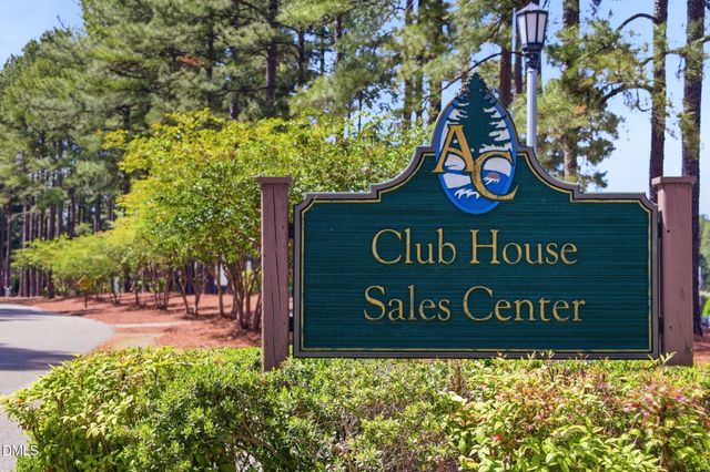 126 Shining Water Lane, Spring Lake, NC 28390