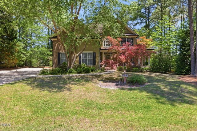 126 Shining Water Lane, Spring Lake, NC 28390