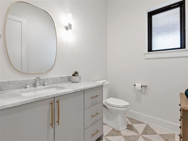 810 NW 72nd Street, Oklahoma City, OK 73116