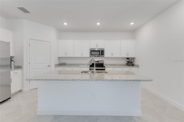 3160 WESTON MANOR DRIVE, Alva, FL 33920