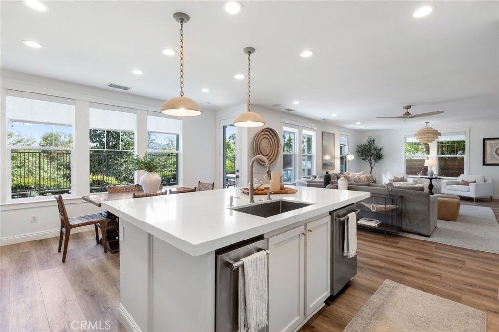 Image 10 of property listing at 6 Abyssinian Way, Ladera Ranch, CA 92694