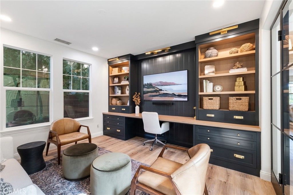 Image 20 of property listing at 6 Abyssinian Way, Ladera Ranch, CA 92694