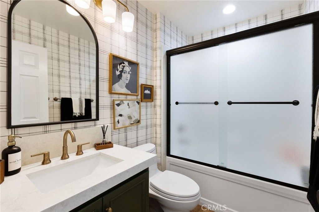 Image 24 of property listing at 6 Abyssinian Way, Ladera Ranch, CA 92694