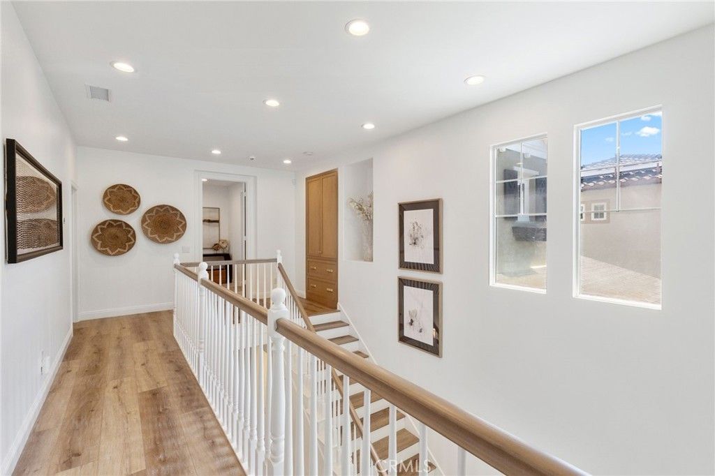 Image 25 of property listing at 6 Abyssinian Way, Ladera Ranch, CA 92694