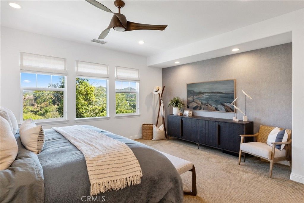 Image 27 of property listing at 6 Abyssinian Way, Ladera Ranch, CA 92694