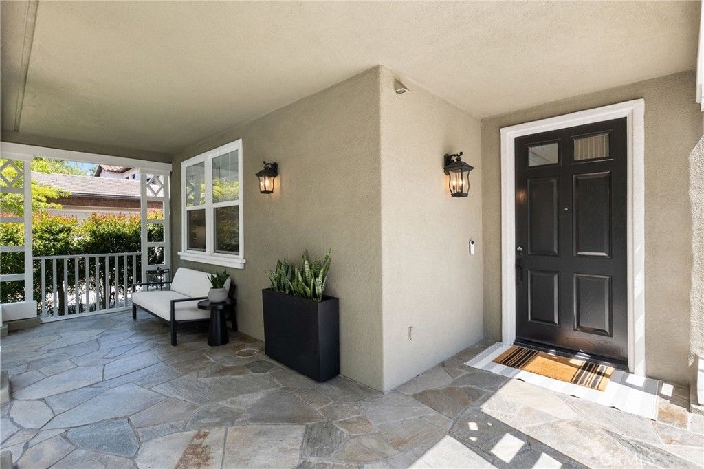 Image 3 of property listing at 6 Abyssinian Way, Ladera Ranch, CA 92694