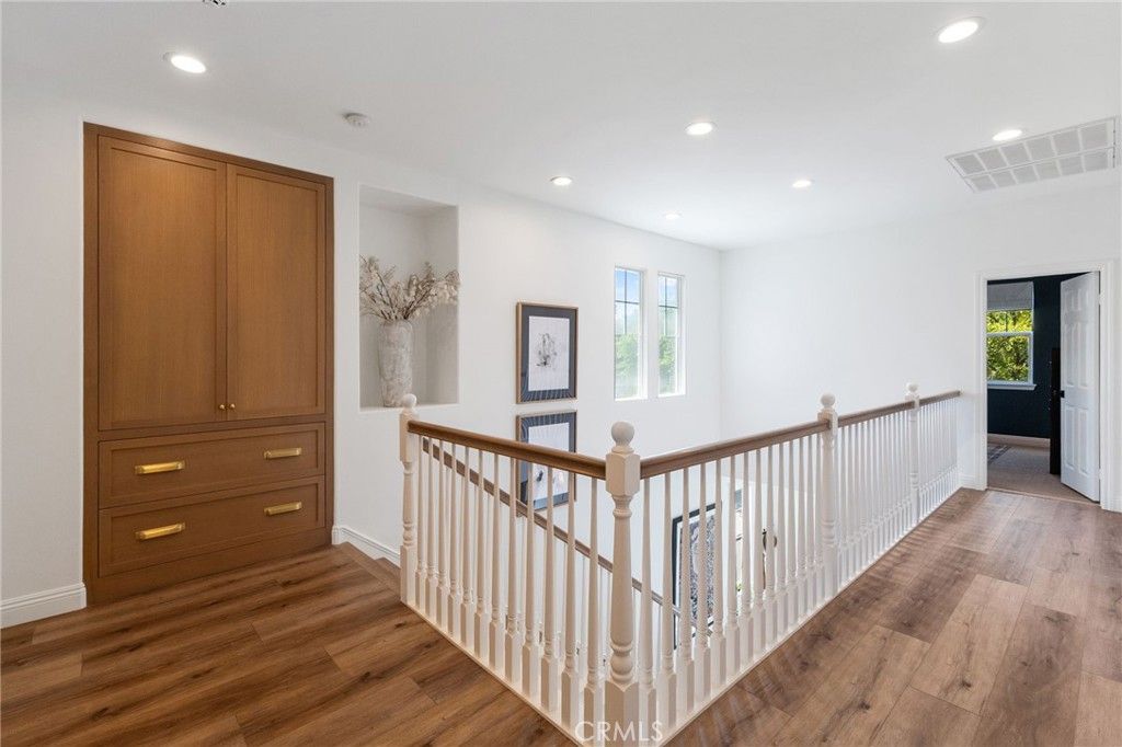 Image 38 of property listing at 6 Abyssinian Way, Ladera Ranch, CA 92694