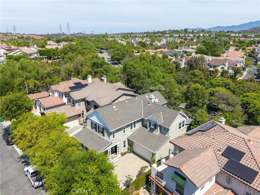 Image 50 of property listing at 6 Abyssinian Way, Ladera Ranch, CA 92694