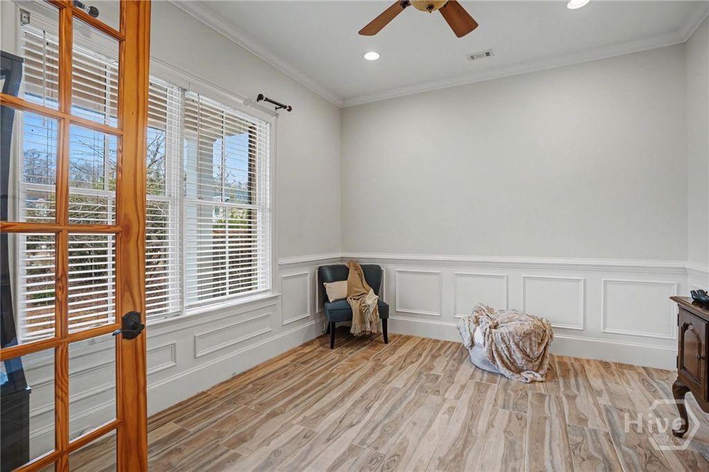 Image 10 of property listing at 121 Kent Trail, Pooler, GA 31322