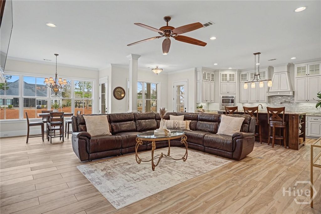 Image 14 of property listing at 121 Kent Trail, Pooler, GA 31322