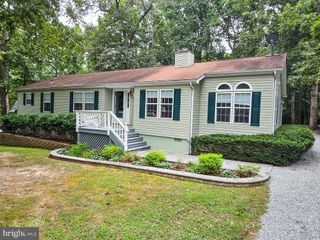 112 BATTLEFIELD RD, Locust Grove, VA 22508