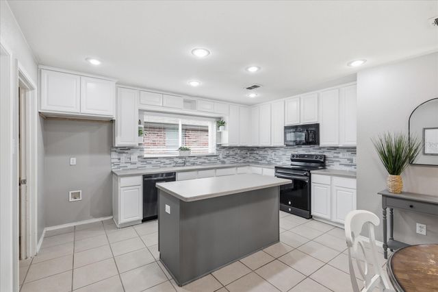 300 Highland Ridge Drive, Wylie, TX 75098