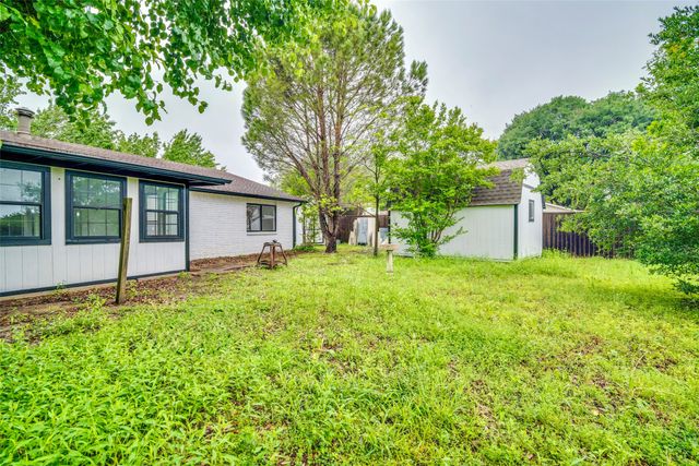 6401 Gate Ridge Circle, Garland, TX 75043
