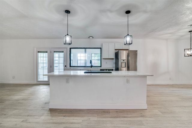 6401 Gate Ridge Circle, Garland, TX 75043