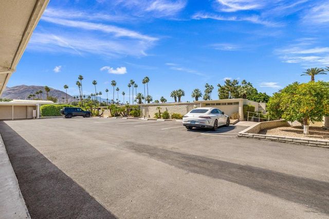 73700 Grapevine Street 8, Palm Desert, CA 92260