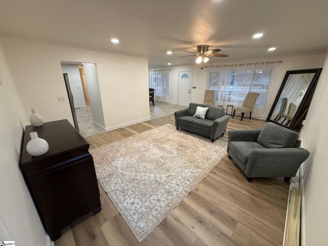 3 Cherrylane Drive, Greenville, SC 29617