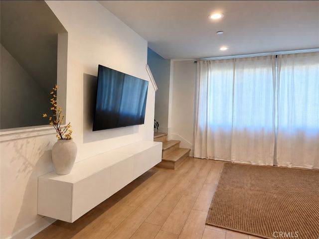 2143 Marine Walk, Gardena, CA 90249