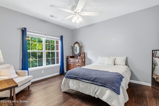 7301 Autumn Trace Dr 202, Louisville, KY 40214