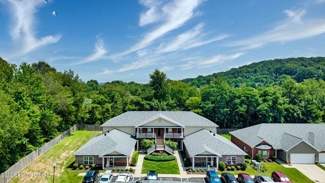 7301 Autumn Trace Dr 202, Louisville, KY 40214