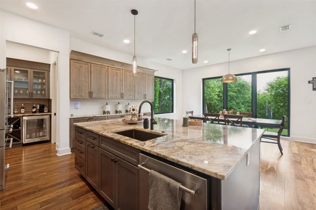 608 Redbud Court, Cedar Hill, TX 75104