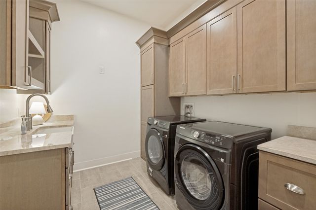 608 Redbud Court, Cedar Hill, TX 75104