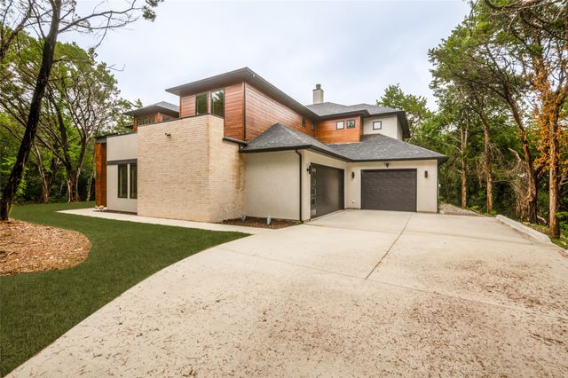 608 Redbud Court, Cedar Hill, TX 75104