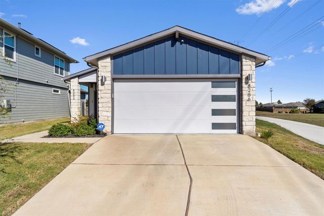 8206 Linda Michelle LN, Austin, TX 78724