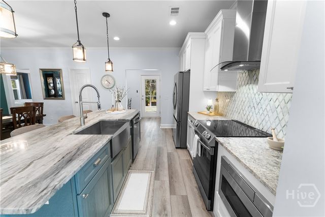 80 Washington Way, Richmond Hill, GA 31324