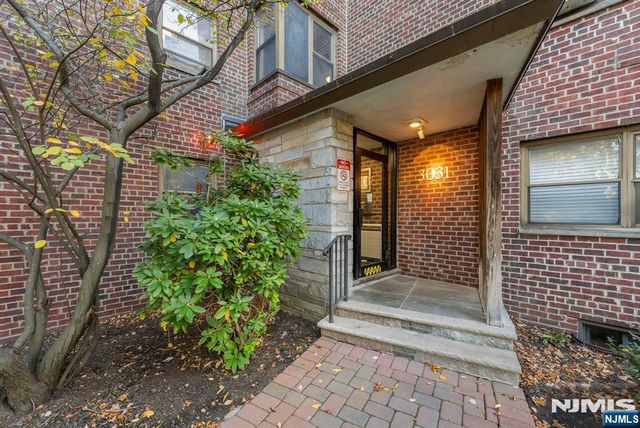 3031 Edwin Avenue 1C, Fort Lee, NJ 07024
