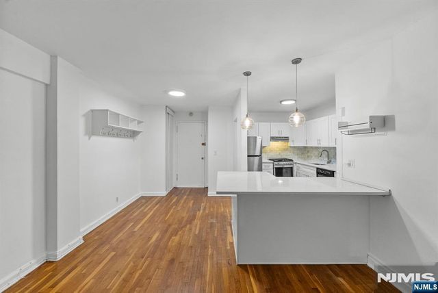 3031 Edwin Avenue 1C, Fort Lee, NJ 07024