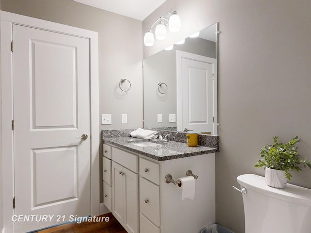 2193 N Ryan Court, Bay City, MI 48706