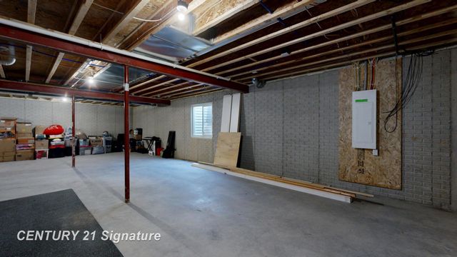 2193 N Ryan Court, Bay City, MI 48706