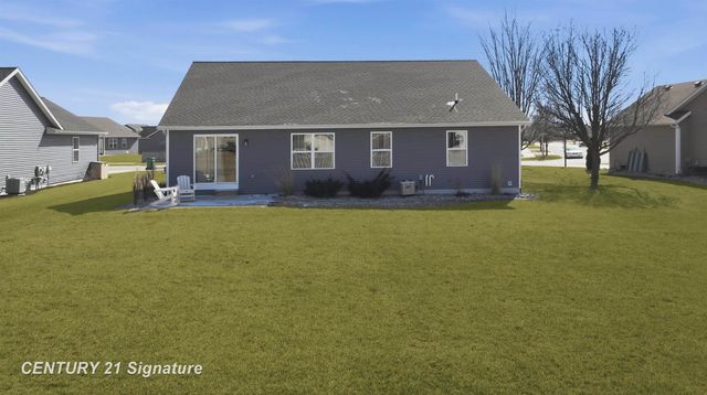 2193 N Ryan Court, Bay City, MI 48706