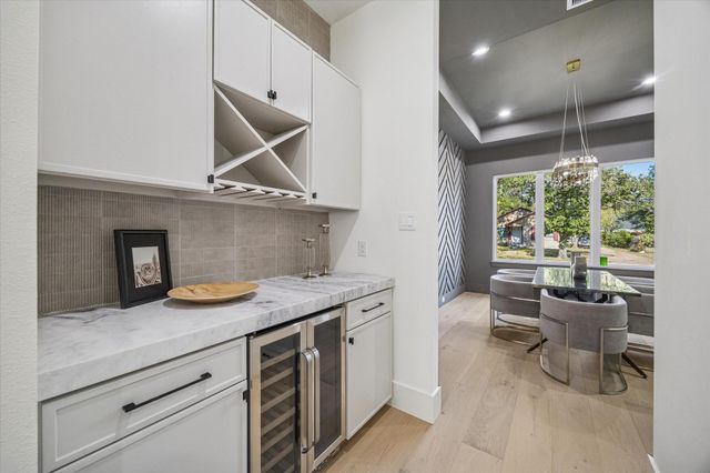 6634 Sylvan Street, Houston, TX 77023