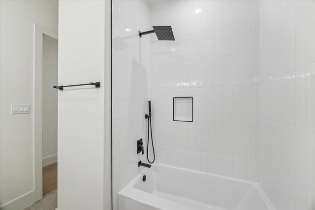 6634 Sylvan Street, Houston, TX 77023