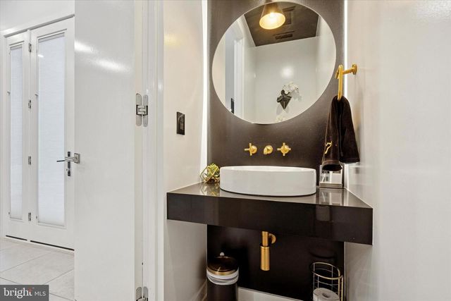 707 S 15TH ST, Philadelphia, PA 19146